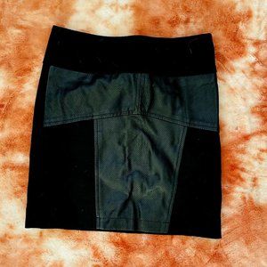 XS BCBG Leather Skirt